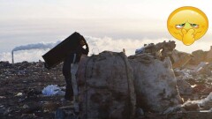 Астананың қоқыс алаңында өмір мен базар қайнап жатыр