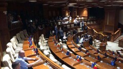 Парламент Молдавии принял декларацию, признающую государство захваченным