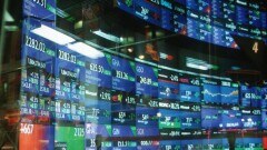 Из-за пожара в кинотеатре Cinema Towers частично пострадал офис фондовой биржи 