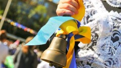 Малолетняя школьница "отожгла" танцем на первое сентября
