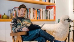 Японский миллиардер, который собрался полететь на Луну, побил рекорд Twitter