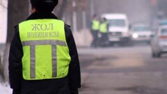 Астанчане звонят на "102" с просьбой вернуть жезлы полицейским