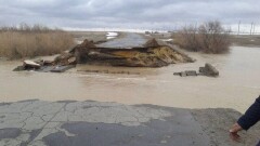 На севере Костанайской области талыми водами топит сёла