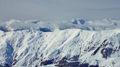 Казахстанцы попали в снежный плен в горах Грузии