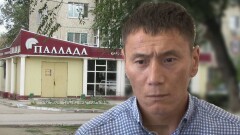 В Актобе водитель охранной фирмы требует с владельца оружейного магазина "Паллада" 5 млн тенге