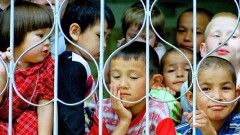 В Казахстане всё чаще отказываются от детей с отклонениями – омбудсмен