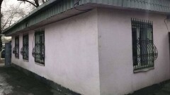 Акимат Алматы ответил, почему выселяет фонд реабилитации осуждённых детей