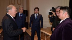 Нурсултан Назарбаев посетил показ фильма, снятого по мотивам романа Есенберлина