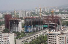 Цены на рынке недвижимости пойдут вниз через полгода-год