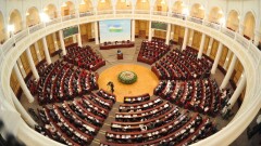8 сентября в Узбекистане определятся с исполняющим обязанности президента страны