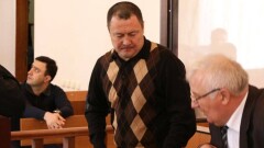 Экс-акиму Костаная вдвое сократили полученный за взятку тюремный срок