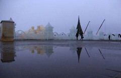 Ледовый городок "поплыл" в Астане 