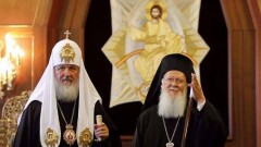 "Начнутся взаимные анафемы". Как разрыв РПЦ и Константинополя повлияет на православных в Казахстане?