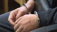 За поборы с директоров школ задержан замглавы управления спорта Карагандинской области
