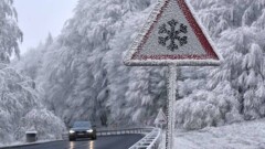 Из-за сильных морозов в шести областях Казахстана и в Астане закрыли дороги