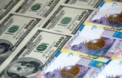 Вечерние торги по доллару завершились на 283,23 тенге за доллар