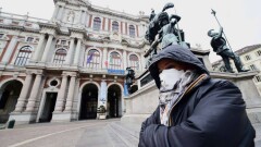 В Италии медикам-пенсионерам предписали вернуться к работе из-за эпидемии 