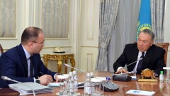 Назарбаев посоветовал Абаеву освещать развитие инфраструктуры в Казахстане