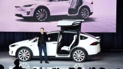 Что случилось с Илоном Маском? Удержится ли он в Tesla и что будет с компанией
