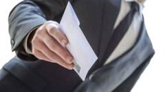 Замглавы департамента юстиции Астаны задержан по подозрению в получении взятки