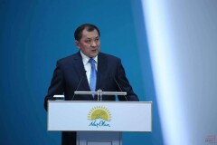 Ногаев: Люди не доверяют власти – эту проблему надо решать, иначе толка не будет