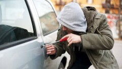 Пятеро россиян угнали дорогостоящий внедорожник в Астане