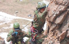 Казахстан проигрывает экстремистам в горной войне