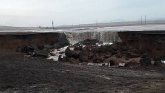 Жителей села напугал перелив рядом с домами в Акмолинской области