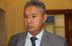 Азат Перуашев о Нацфонде: "Уже сегодня мы проедаем накопления, отложенные для будущих поколений"