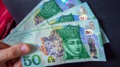 Курс грузинского лари достиг антирекорда из-за оттока туристов