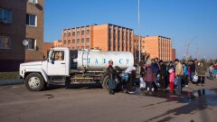 Шестые сутки без воды: в Косшы закрыли школу и детсад. Фоторепортаж из посёлка в 20 км от Нур-Султана