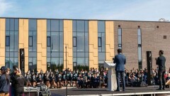 IQanat High School of Burabay оштрафовали на 639 тысяч тенге за нарушение масочного режима на открытии школы