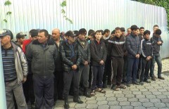 Автобусный парк Алматы содержал полсотни узбеков-нелегалов