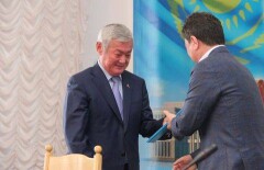 Бердыбек Сапарбаев поблагодарил силовиков за мужество