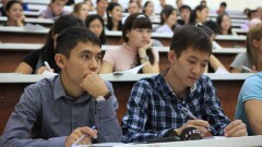 Число студентов, поступающих в зарубежные вузы из ВКО, сократилось в три раза
