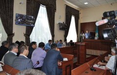 По "делу Ахметова" адвокат просит не признавать акимат Караганды потерпевшей стороной