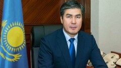 Асет Исекешев поздравил пенсионеров с Международным днём пожилых людей