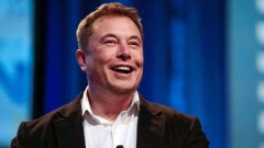 Илон Маск пообещал построить суперчарджеры для Tesla в Казахстане. Единственная станция в Алматы сгорела