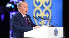 Назарбаев вручил награды сотрудникам КНБ 