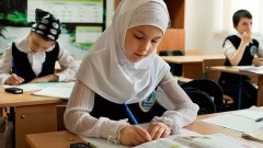 В ДУМК прояснили нормы мусульманского права по совершеннолетию девочек