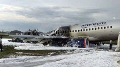 Росавиация рассказала о действиях пилотов сгоревшего в Шереметьево SSJ 100