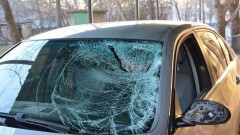 Должник по алиментам сбил судебного исполнителя в Астане
