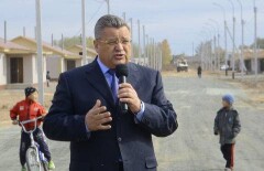 Кулагин пообещал "оторвать грабли" депутату маслихата