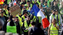 Около 200 человек задержали в ходе протестов "жёлтых жилетов" в Париже