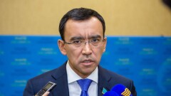 Ни одно министерство не отвечает вовремя на письменные запросы