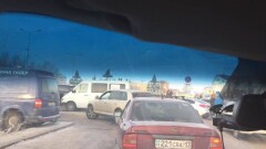 Полицейские пока не штрафуют астанчан за нарушения правил парковки на вокзале