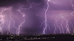 Жителей Астаны и Акмолинской области предупредили о граде
