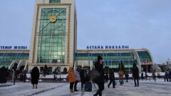 Остановку у вокзала в Астане на полчаса оцепили спецслужбы