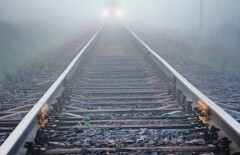 В Семее мужчина, которого сбил поезд, практически не пострадал