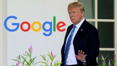 Глава Google объяснил, почему при вводе слова "идиот" поисковик выдаёт фото Трампа